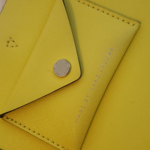 Marc Jacobs - Picture 2 of 3